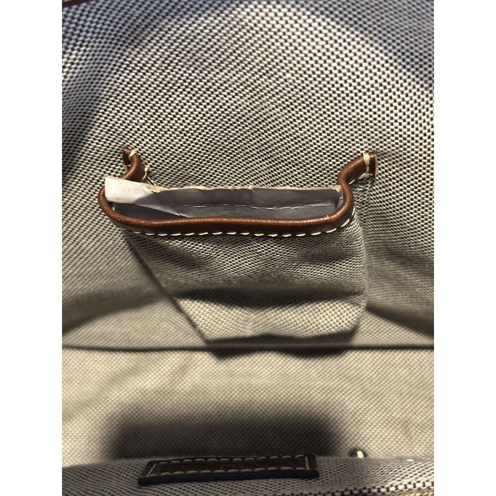 Dooney & Bourke Signature Double Pocket Satchel Bag NWT Green Wristlet Keychain - Picture 13 of 16